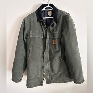 Men’s green Carhartt jacket, size Medium, barely worn